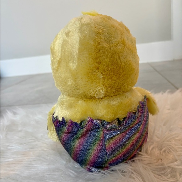 Ty Yellow Chick in Glittery Rainbow Eggshell - Picture 4 of 4